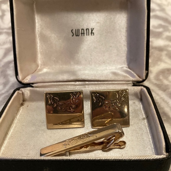 Vintage Swank Gold Tone Cuff Link And Tie Clip - Picture 1 of 6